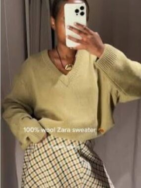 Zara Olive Green V-Neck Wool Sweater